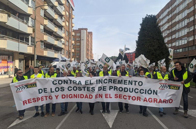 Movilización de UCCL en Burgos contra la subida de los precios y en defensa del agricultor activo. SANTI OTERO