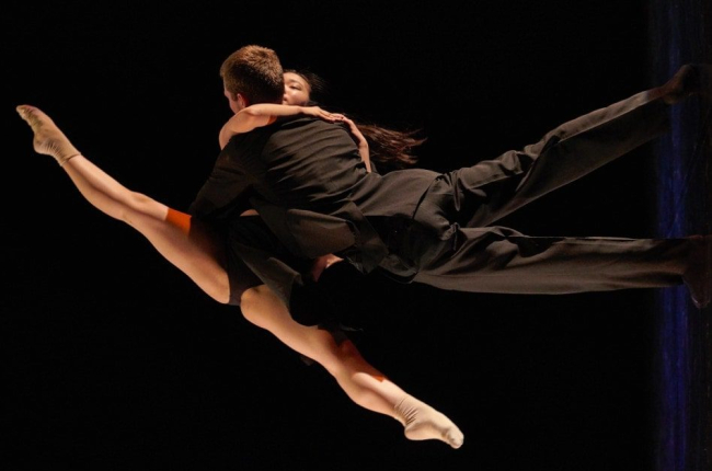 Imagen de una actuación de danza. ECB