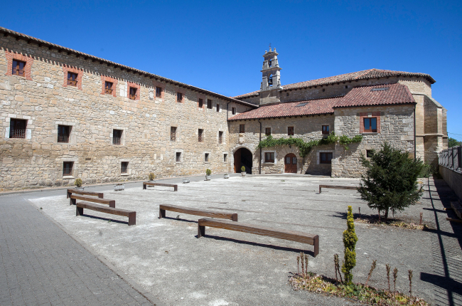 Vista general del monasterio de Nuestra Señora del Espino en Vivar del Cid. TOMÁS ALONSO