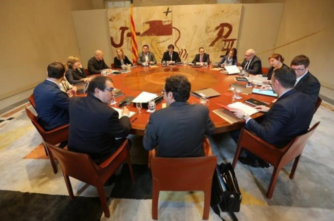 Reunión del Consell Executiu en el Palau de la Generalitat.-