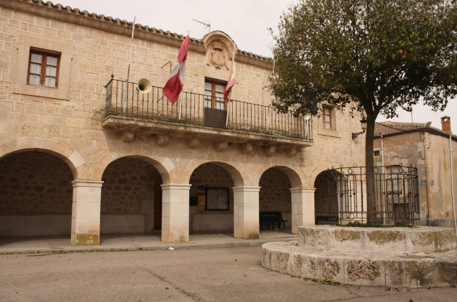 Ayuntamiento de Campillo de Aranda.