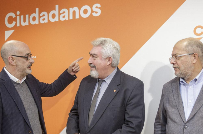 Félix Álvarez, José Ignacio Delgado y Francisco Igea, ayer, en Burgos.-SANTI OTERO