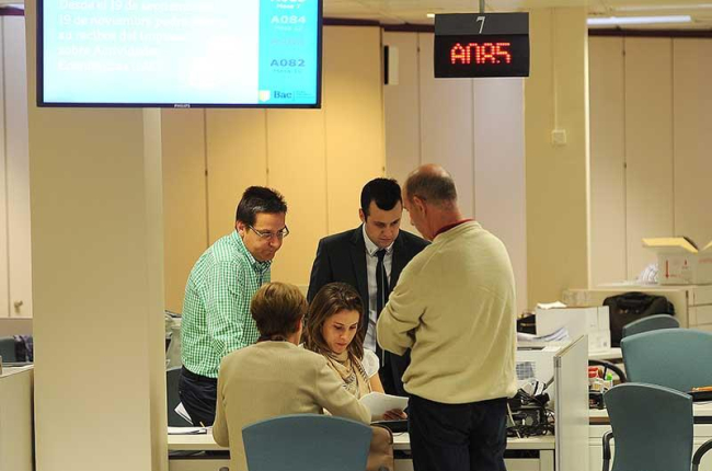 Imagen del servicio de atención al contribuyente en la planta baja.-ISRAEL L. MURILLO