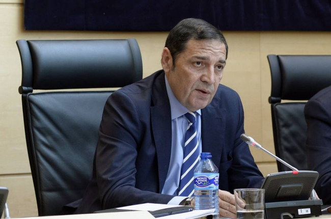El consejero de Sanidad de la Junta de Castilla y León, Antonio Sáez Aguado-Efe