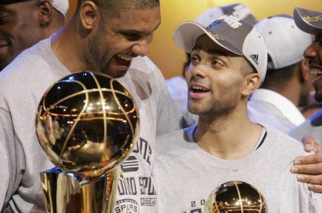 CUATRO ANILLOS EN LA NBA Tony Parker se retira del baloncesto