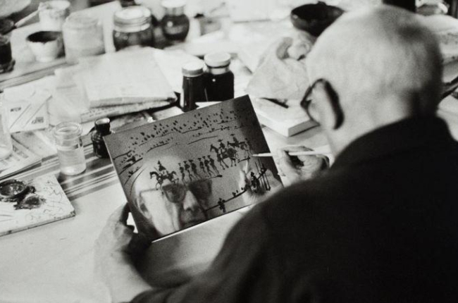 Picasso en su taller de La Californie, en 1957.-DAVID DOUGLAS DUNCAN