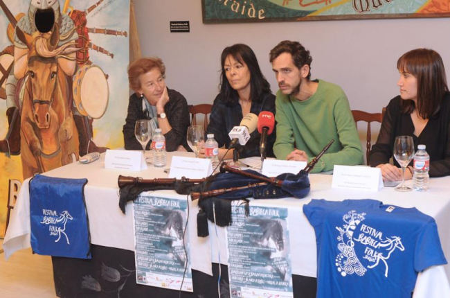 Martín, Varela, Jiménez y Rodríguez, ayer en la presentación de la cita en el Centro Galego.-ISRAEL L. MURILLO