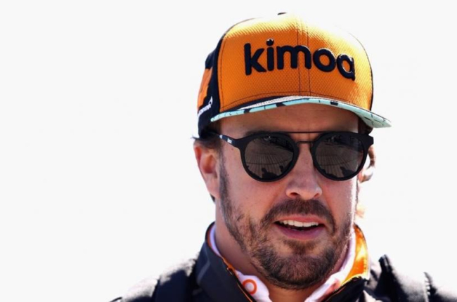 Fernando Alonso llegó ayer a Le Mans para preparar su participación, con Toyota, en las 24 Horas.-/ GETTY / MARK THOMPSON
