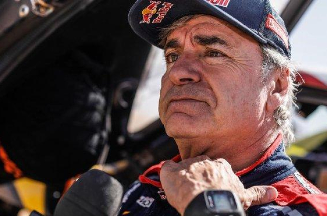 El madrileño Carlos Sainz (Mini) mantiene el liderato del Dakar.-DPPI / FRANCOIS FLAMAND