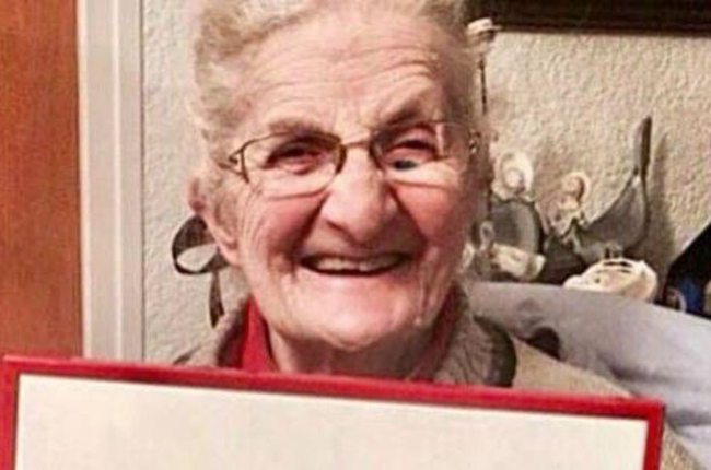 Antonia, la anciana que recibe más llamadas de sus seres queridos de toda  Catalunya