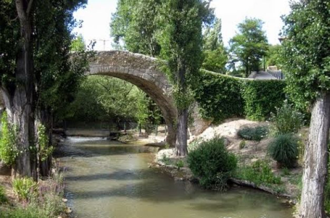 El puente se ubica junto al parque El Barriles. L. V.