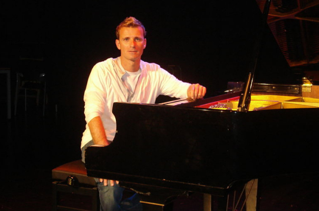 El pianista Mario López estrena este sábado 'Piezas de Mecano' en Aranda de Duero. ECB