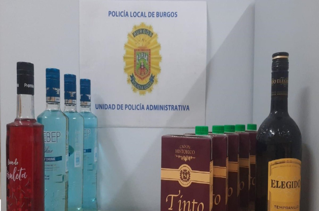 Alcohol incautado por la Policía Local. POLICÍA LOCAL