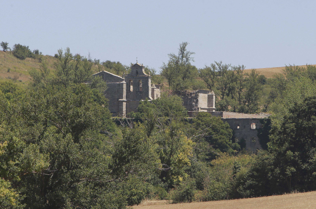 El Monasterio de Fresdelval se encuentra ubicado en las cercanías de Villatoro, pero su acceso es complicado . RAÚL  G. OCHOA