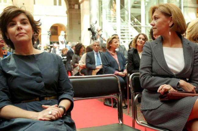 Las dos mujeres con más peso del PP convierten su rivalidad en una guerra abierta por el liderazgo del Partido.-ATLAS
