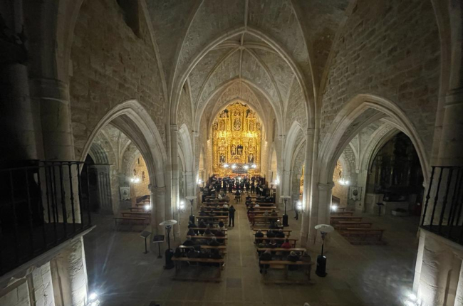 Interior de la iglesia de SanCosme y SanDamián en Poza de la Sal.