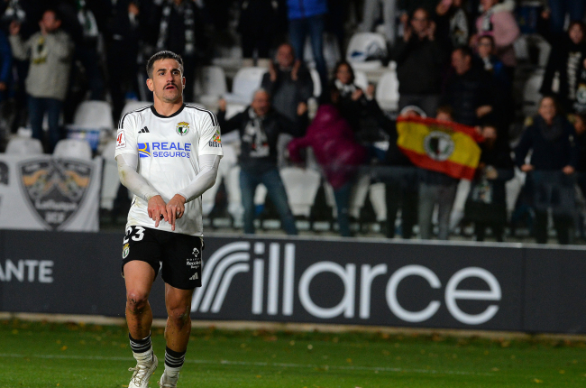 Matos hace gestos tras el tanto del empate.