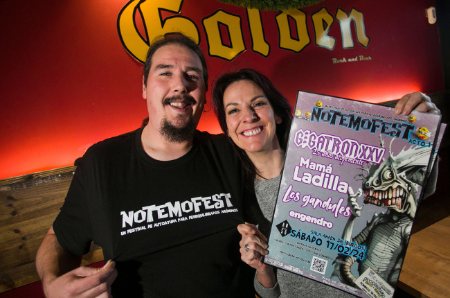 Gonzalo Navazo y Rosa Contreras, promotores del Notemofest, en el Golden Rock & Beer.