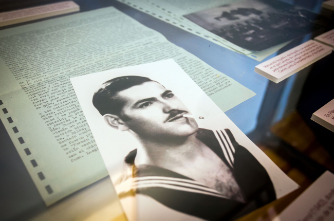 Carriedo se enroló en la Marina en 1942, antes de iniciar su etapa vital marcada por la pasión literaria.
