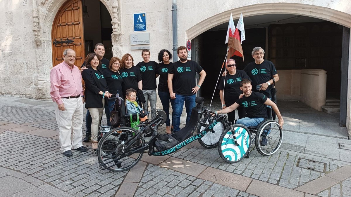 Presentación del proyecto 'Sobre Siete Ruedas' de Cocemfe Burgos.