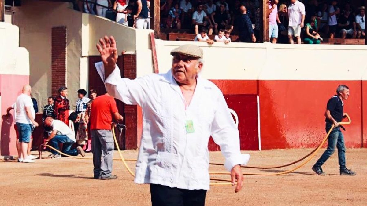 Eduardo Martín ‘Jarocho’, el popular Jaro, en tierras burgalesas y de Castilla, ha fallecido esta madrugada en Burgos a la edad de 75 años