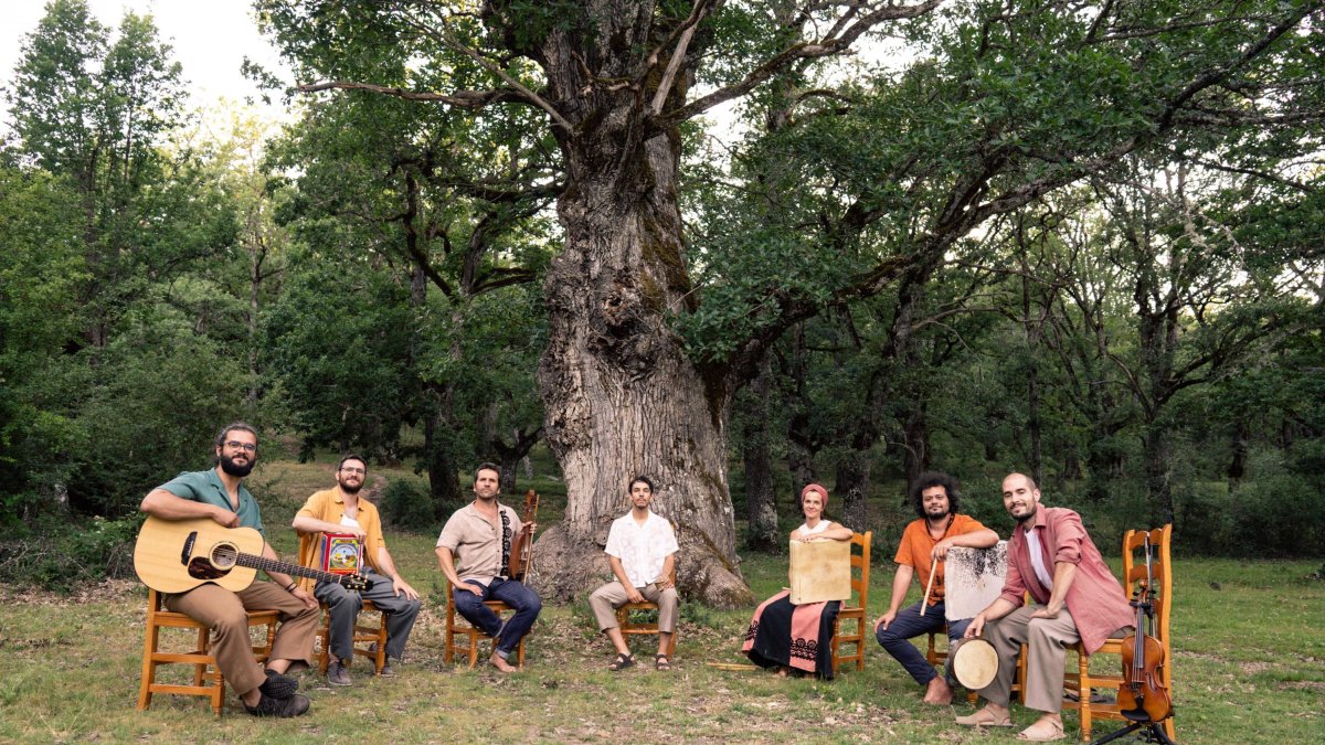 El Nido y El Naán en el videoclip de la nueva versión de 'Ronda al canto'
