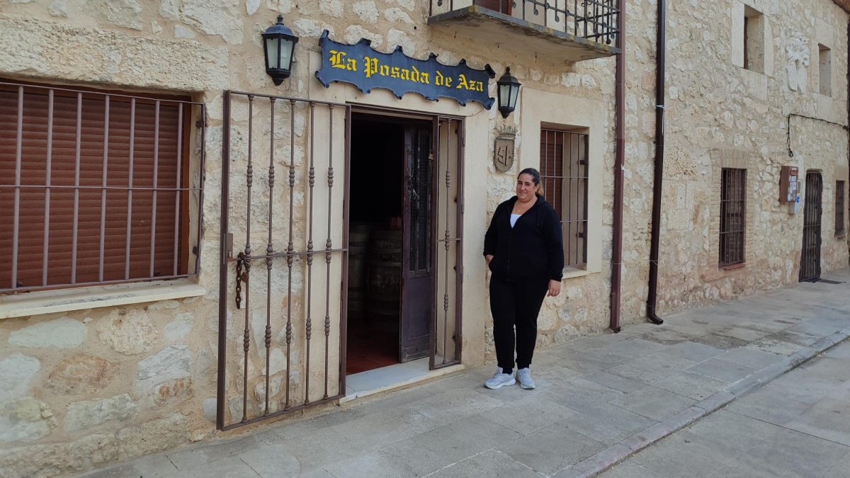 Verónica Velázquez posa en su nuevo proyecto, el bar de Haza