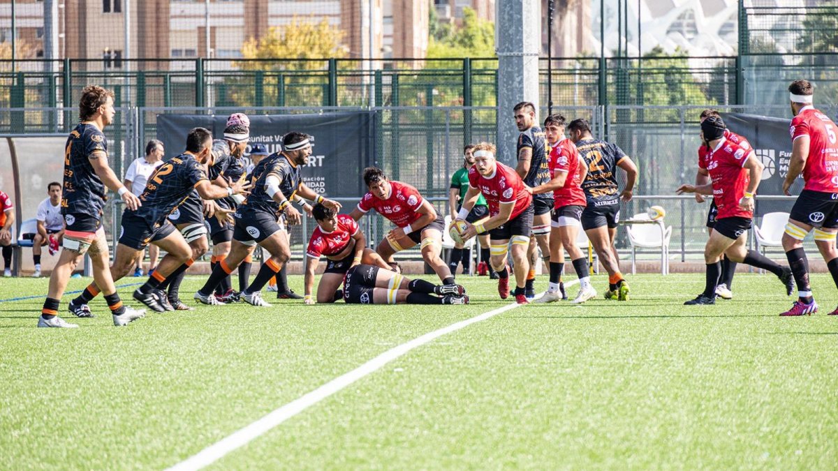 Imagen del partido entre Les Abelles y Recoletas Burgos Caja Rural