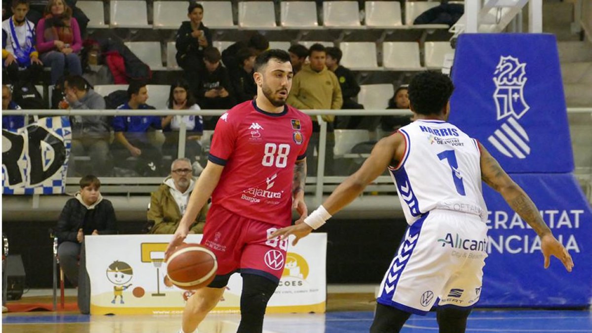 Didac Cuevas, durante el partido contra Alicante.