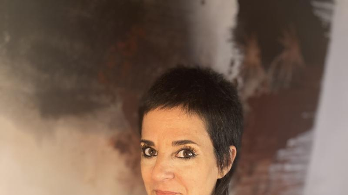 Gemma Ruiz Palá presentará este martes el libro 'Nuestras Madres' en Burgos.