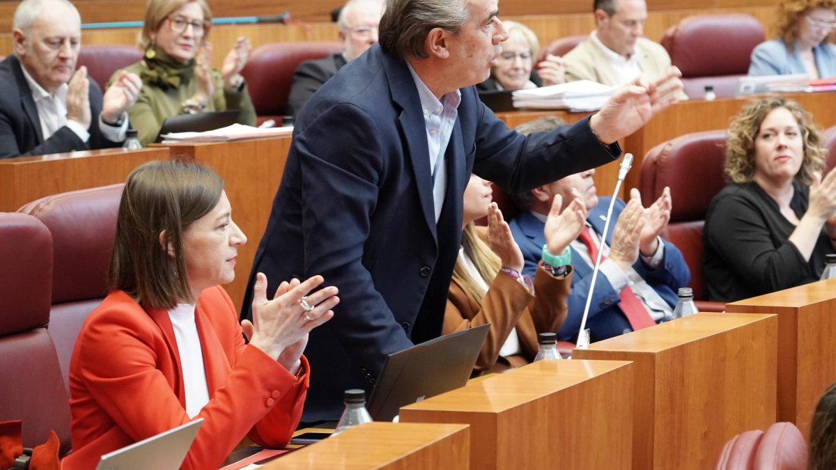 El procurador socialista por Burgos y exalcalde de Aranda Luis Briones.
