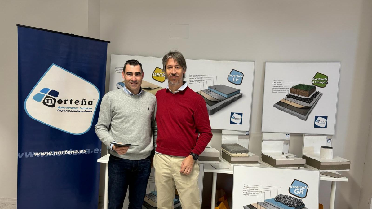 Jorge Bermejo, de Norteña, con Enrique Capilla, de Fijaciones FYT con