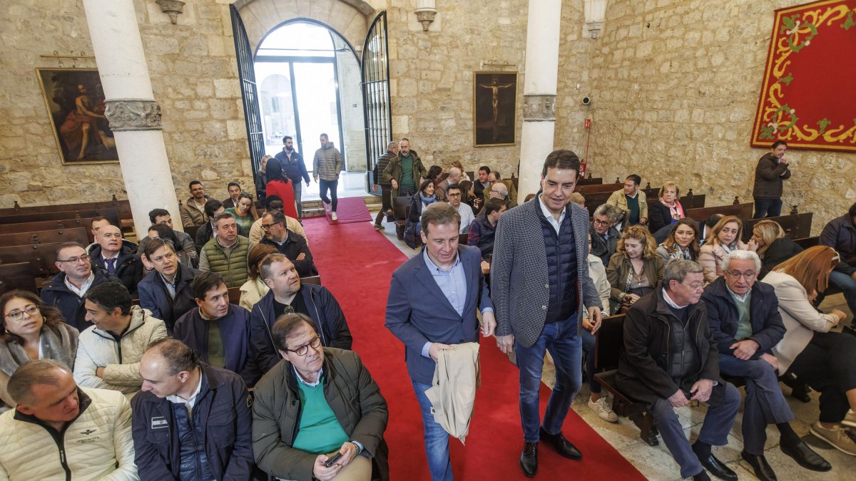 Borja Suárez y Ángel Ibáñez, en la Junta Directiva Provincial del PP de Burgos.