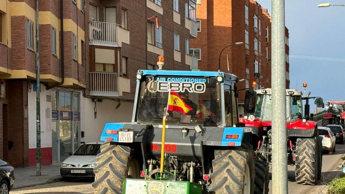 La tractorada ha comenzado hoy en Aranda a las 9.30 horas y se prolongará hasta las 18.00 horas