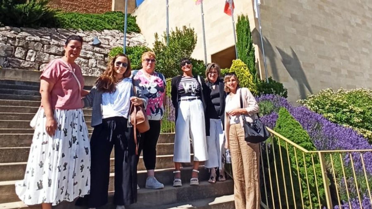 Imagen de la asociaciones vecinales en el Consejo Regulador Ribera del Duero