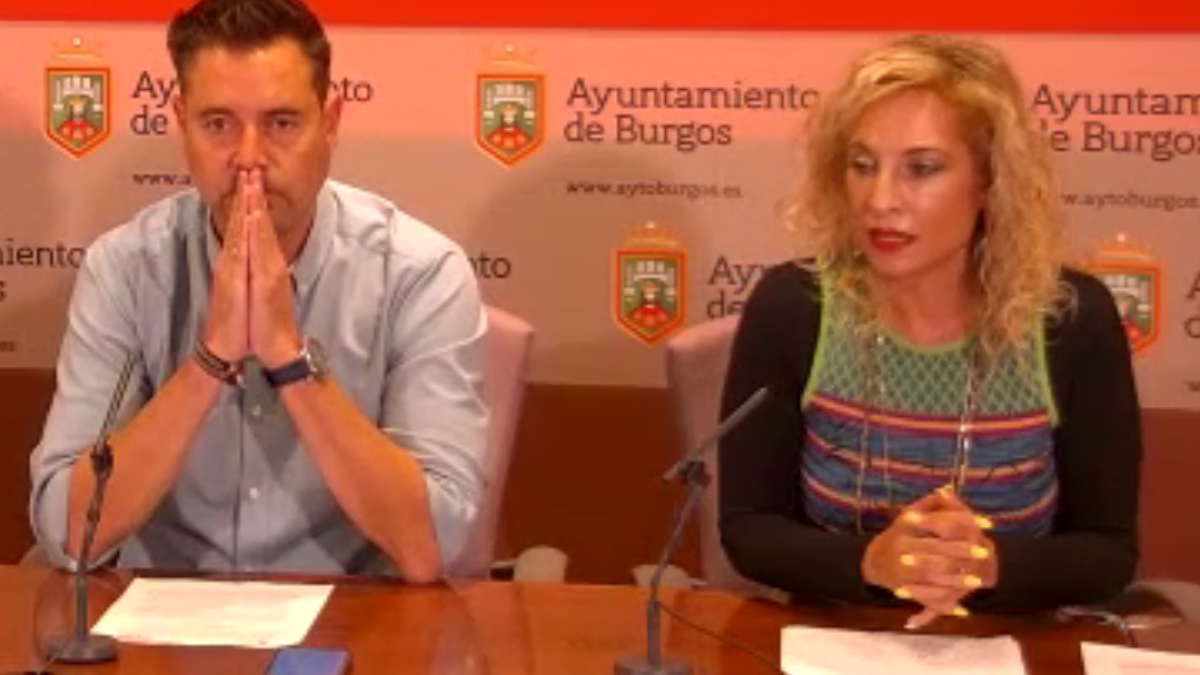 José María Romo, Daniel de la Rosa y Blanca Carpintero en rueda de prensa.