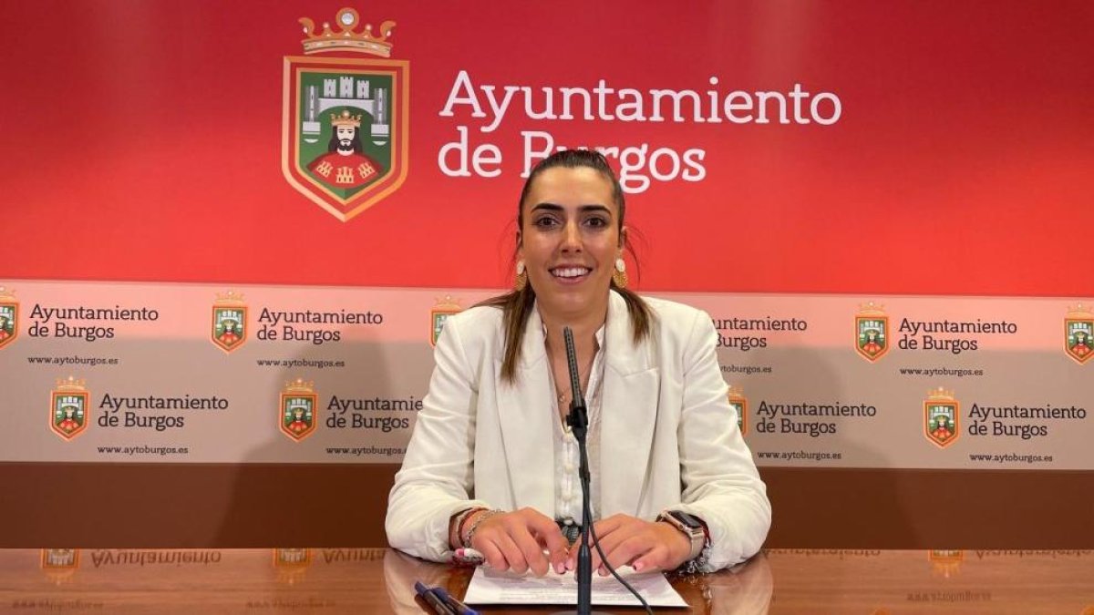 Andrea Ballesteros, portavoz municipal y presidenta del consejo de administración de ProBurgos.