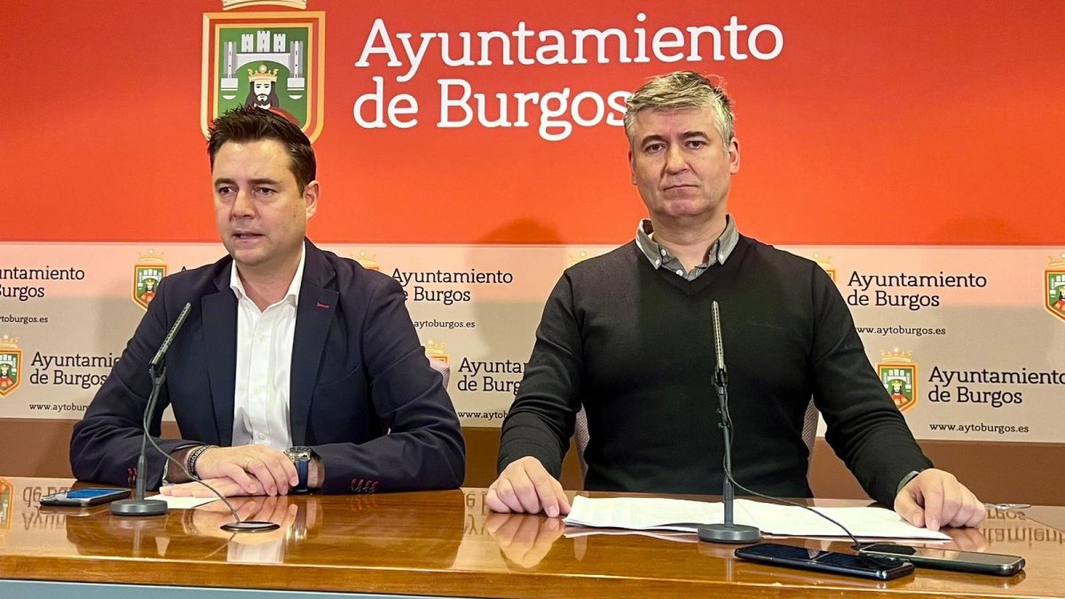 Daniel de la Rosa y Julián Vesga, en rueda de prensa, en una imagen de archivo.