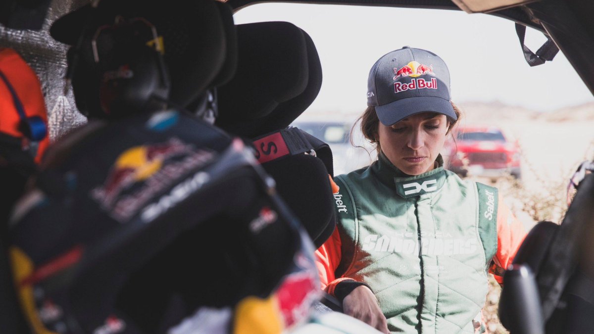 Cristina Gutiérrez, este sábado en Brisha, donde se celebró la primera etapa del rally Dakar.