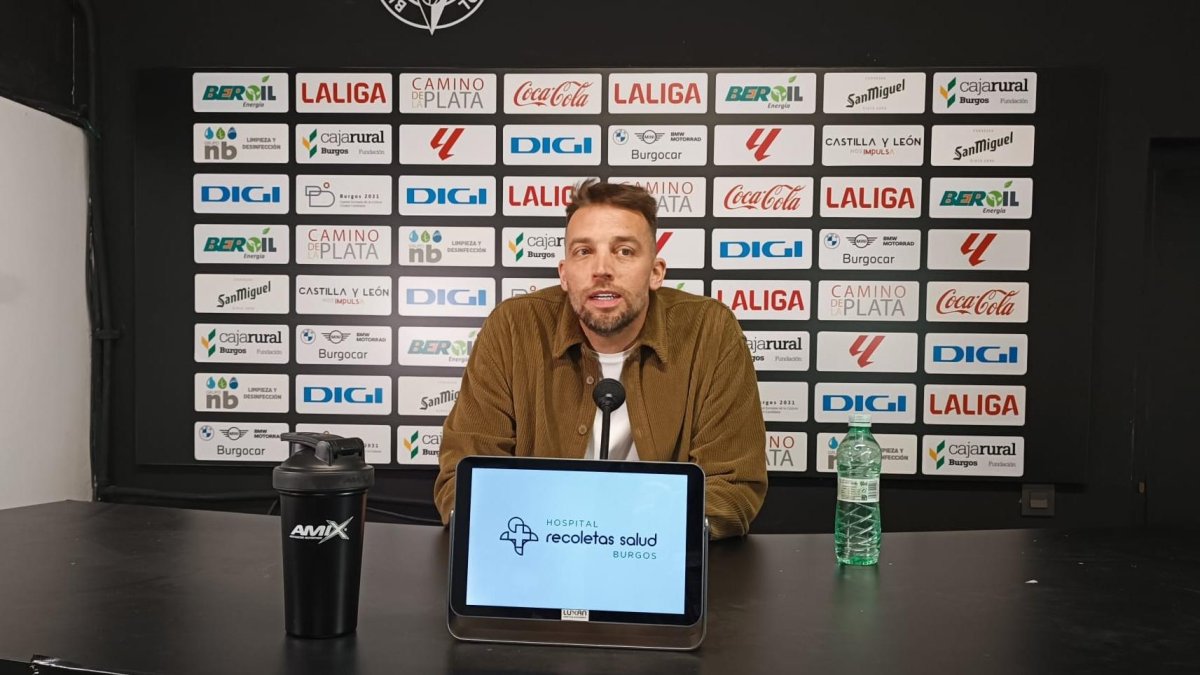 Miguel Pérez Cuesta 'Michu', en la sala de prensa del Burgos CF.