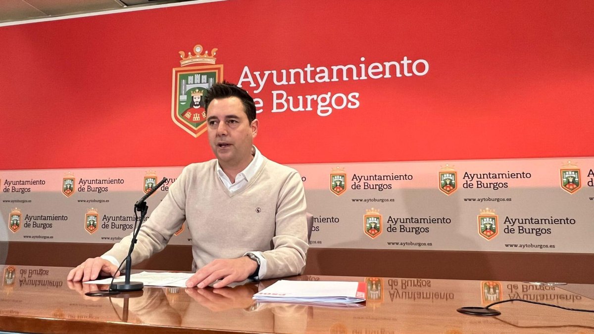 El portavoz del PSOE en el Ayuntamiento de Burgos, Daniel de la Rosa.