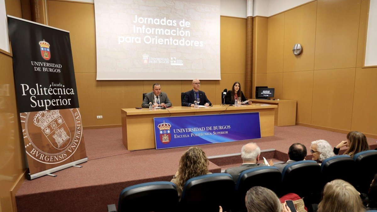 En la inauguración del encuentro participó el rector de la Universidad de Burgos, José Miguel García.
