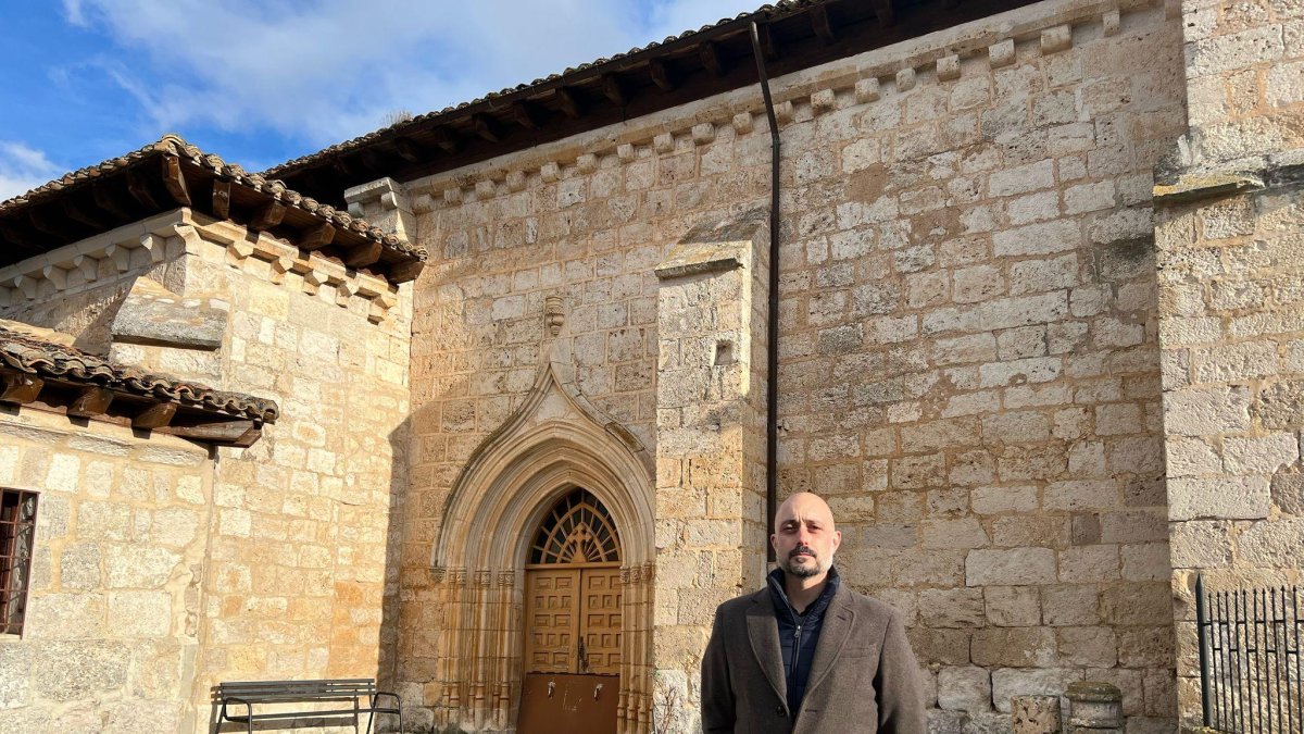 Ángel García González es el alcalde de Villatuelda