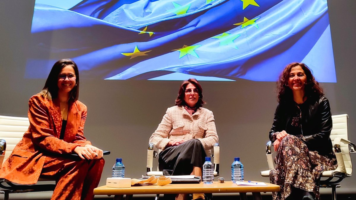 Ana Fuentes, Eva Gutiérrez y María José Castaño en la segunda jornada de esta cita.
