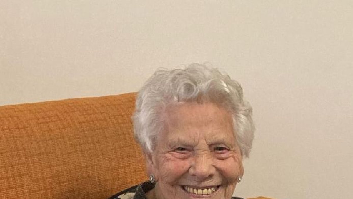 Antonia acaba de cumplir 100 años