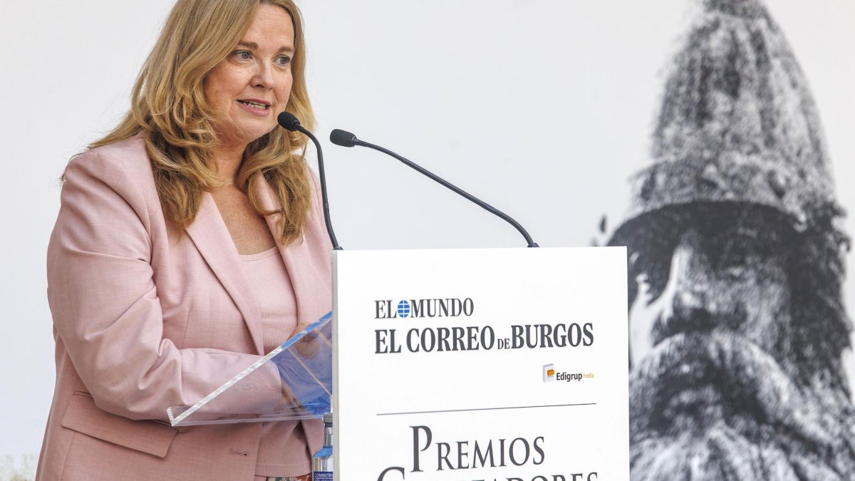 La alcaldesa de Burgos, Cristina Ayala, en los Premios Campeadores.