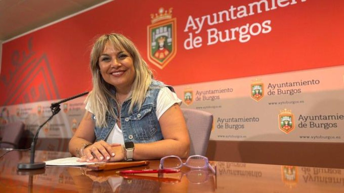 Milagros del Campo, presidenta de la Gerencia de Servicios Sociales, da cuenta de los asuntos tratados en el consejo de administración.