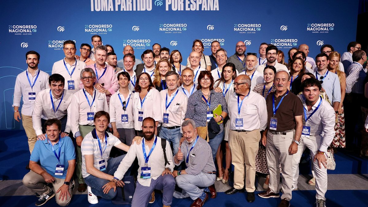 Foto de familia de la delegación burgalesa.