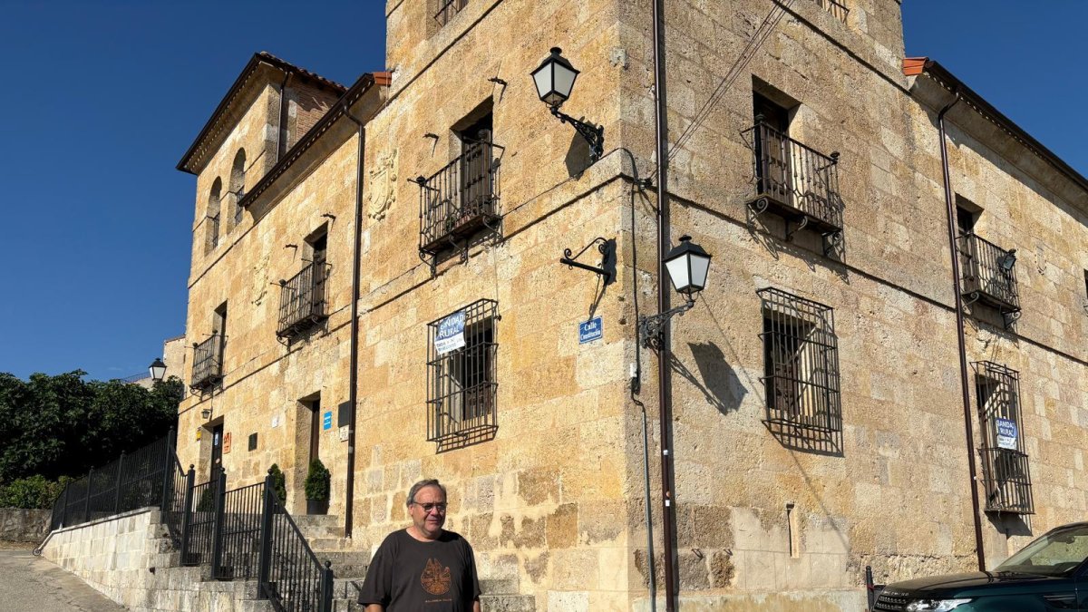 El alcalde de Guzmán en el Palacio