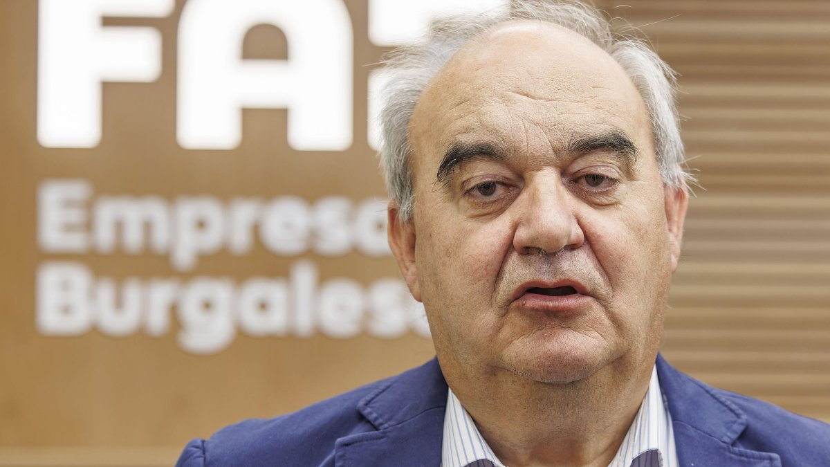 Andres Hernando, presidente de FEMEBUR y candidato a la presidencia de FAE.